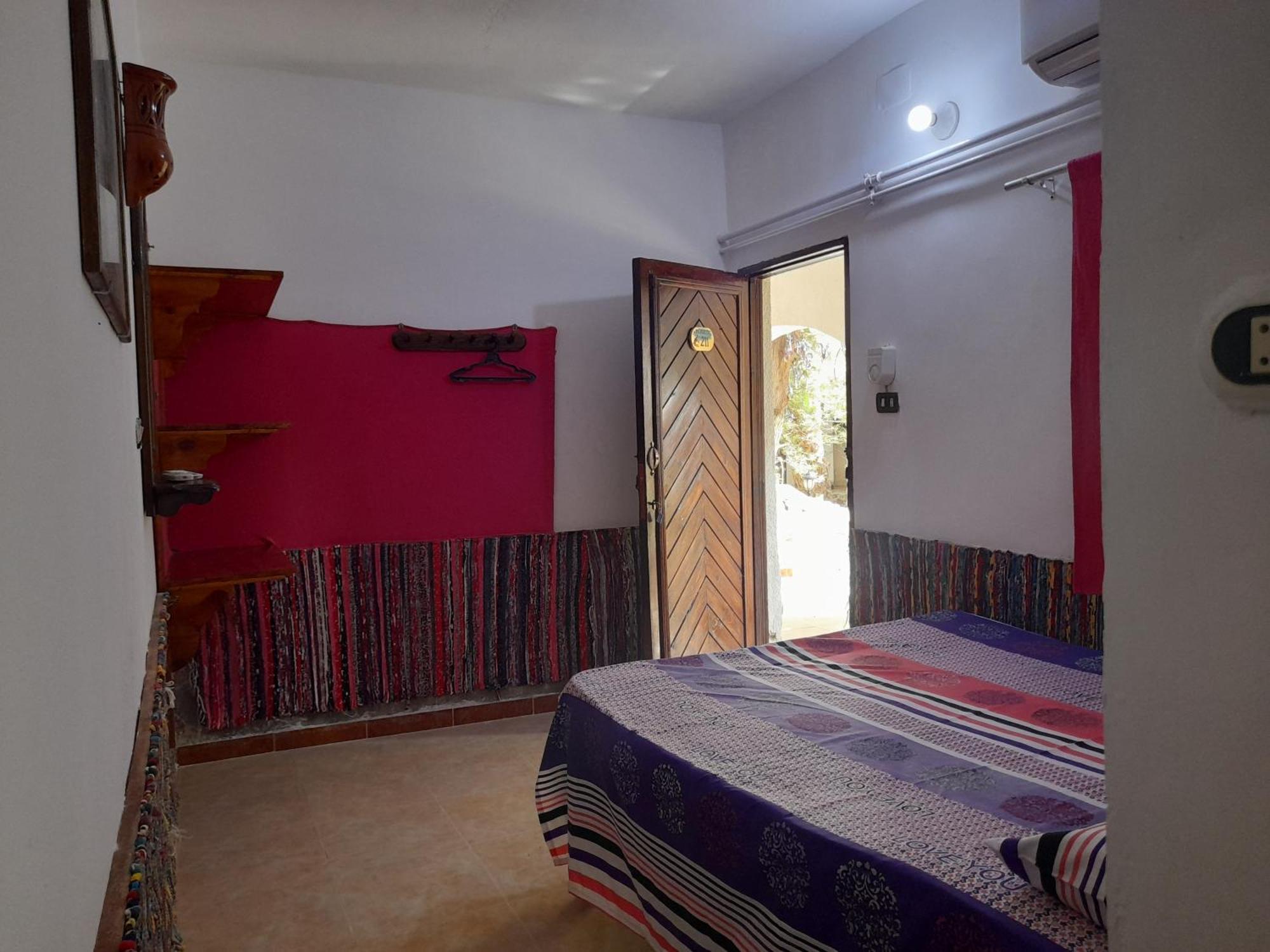 Fighting Kangaroo Camp Hotel Dahab Bagian luar foto