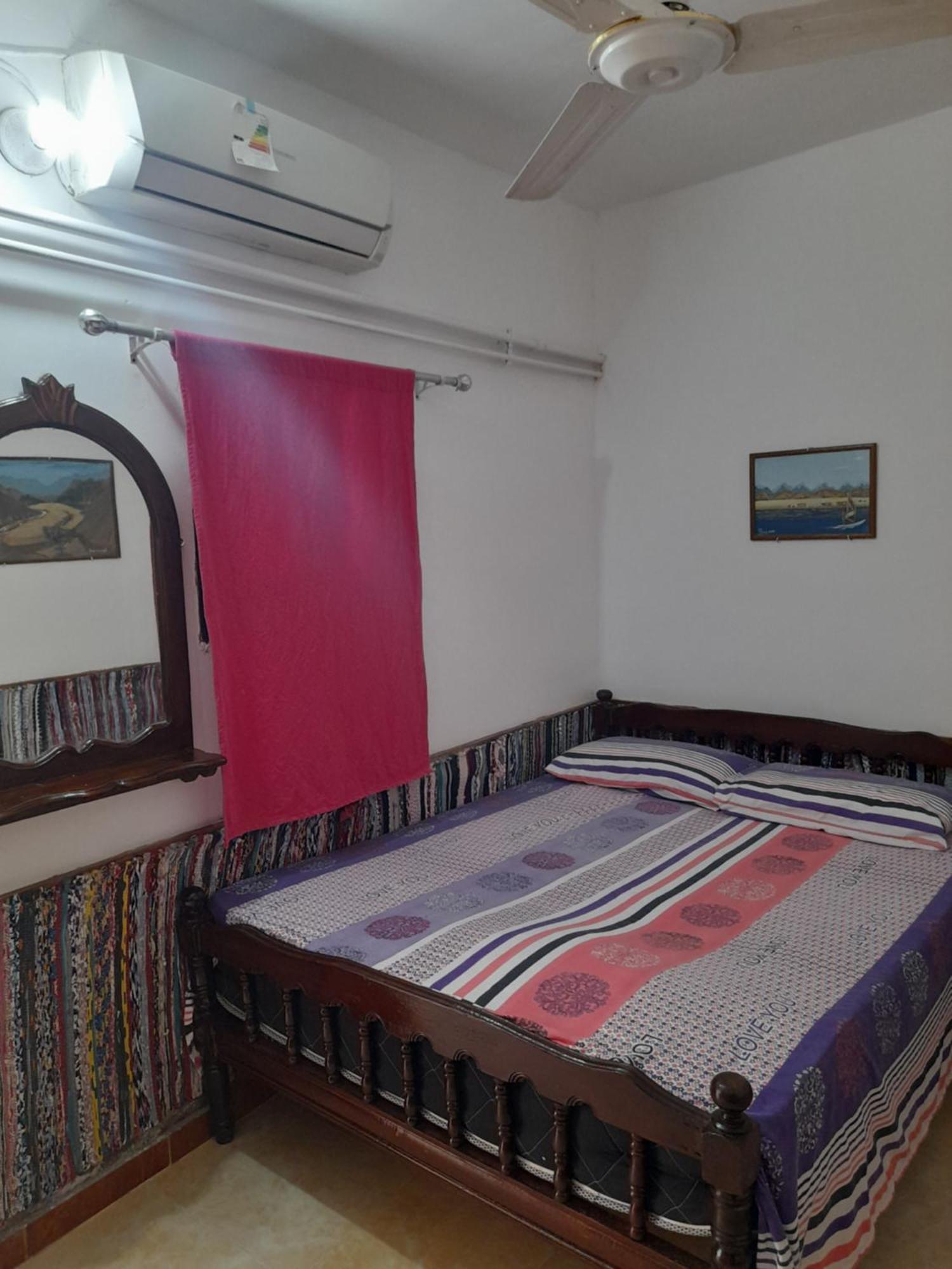 Fighting Kangaroo Camp Hotel Dahab Bagian luar foto